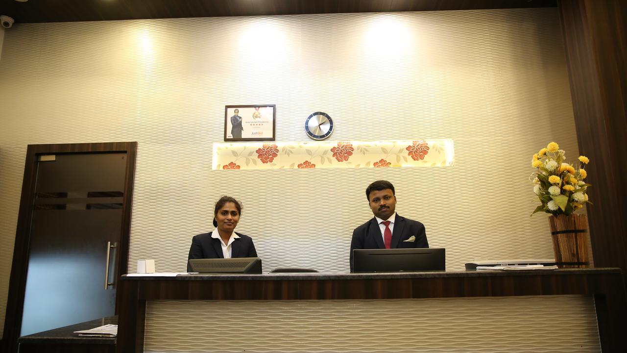 Hotel Venkat Presidency Bangalore Eksteriør bilde