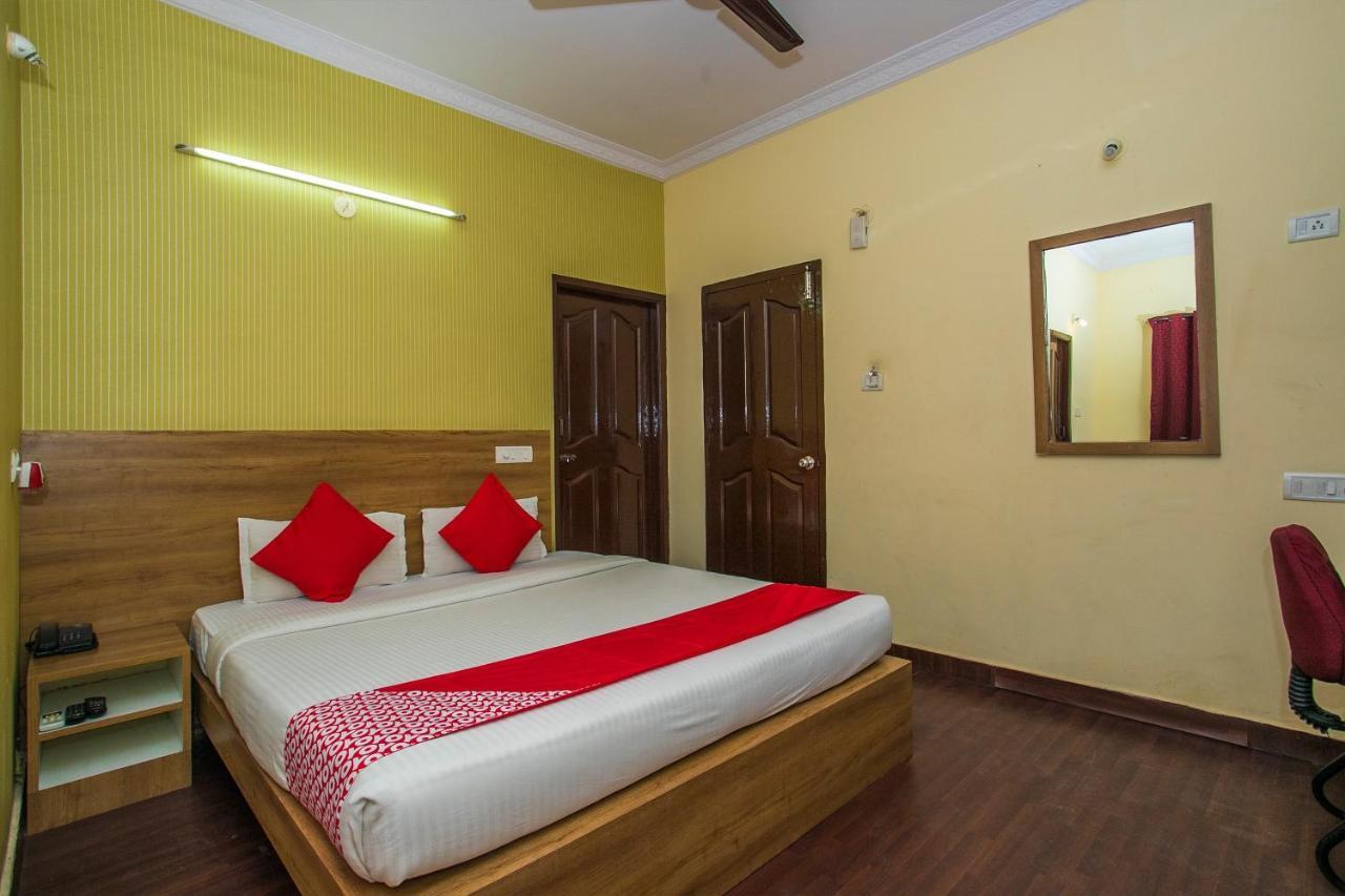 Hotel Venkat Presidency Bangalore Eksteriør bilde
