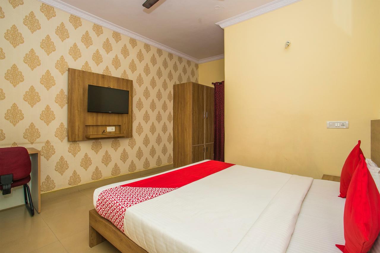 Hotel Venkat Presidency Bangalore Eksteriør bilde